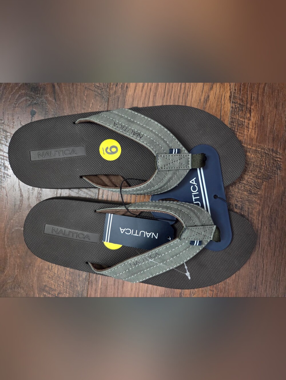 NEW Nautica Men's Flip flops